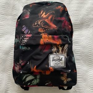 26L Classic XL Herschel butterfly backpack